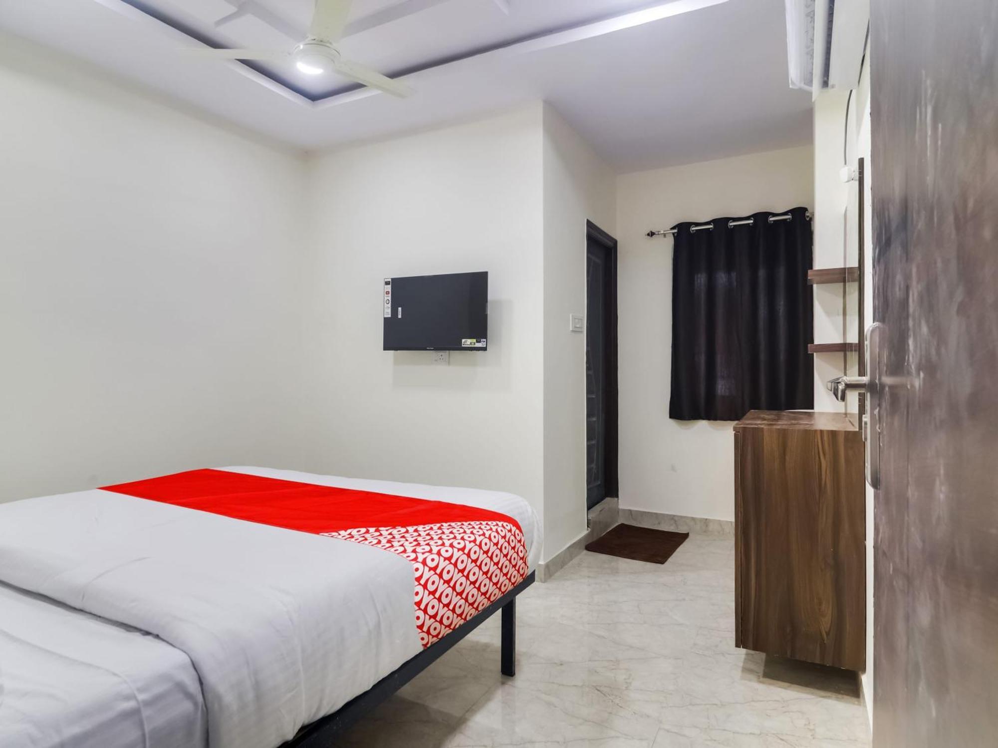 Hotel O Red Stone Hotels Hyderabad Exterior foto